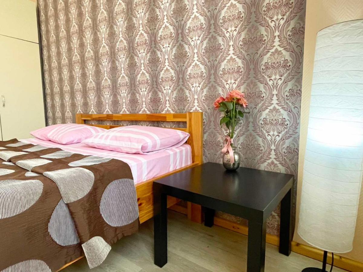 Крехівська 5,Апартаменти В Центрі, Дві Спальні Leópolis Exterior foto