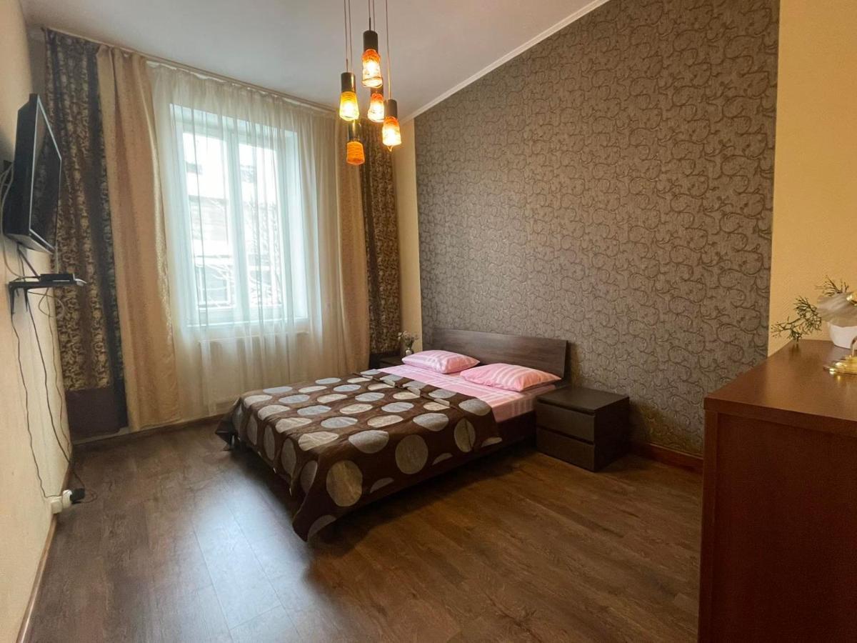 Крехівська 5,Апартаменти В Центрі, Дві Спальні Leópolis Exterior foto