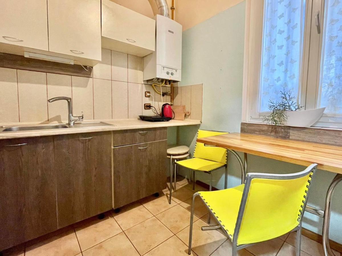 Крехівська 5,Апартаменти В Центрі, Дві Спальні Leópolis Exterior foto